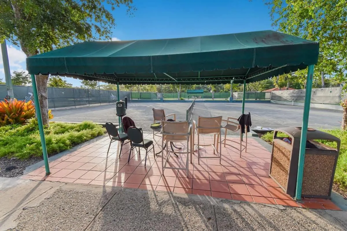 Experience Margaritaville Golf And Shopping Rio Grande Πουέρτο Ρίκο